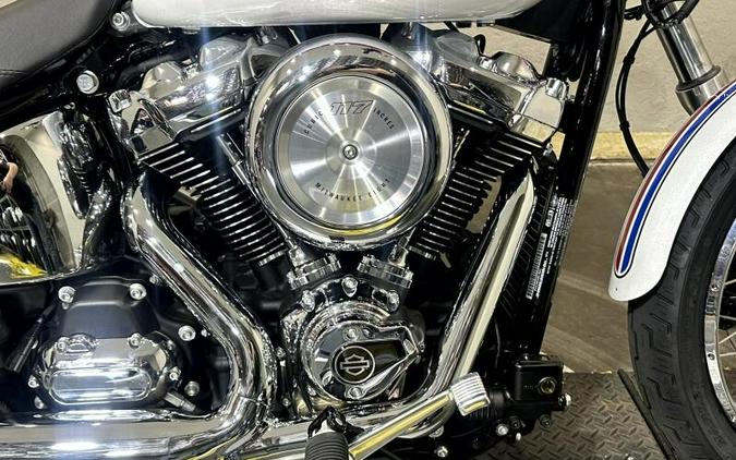 2026 Harley-Davidson® Super Glide® WHITE ONYX PRL