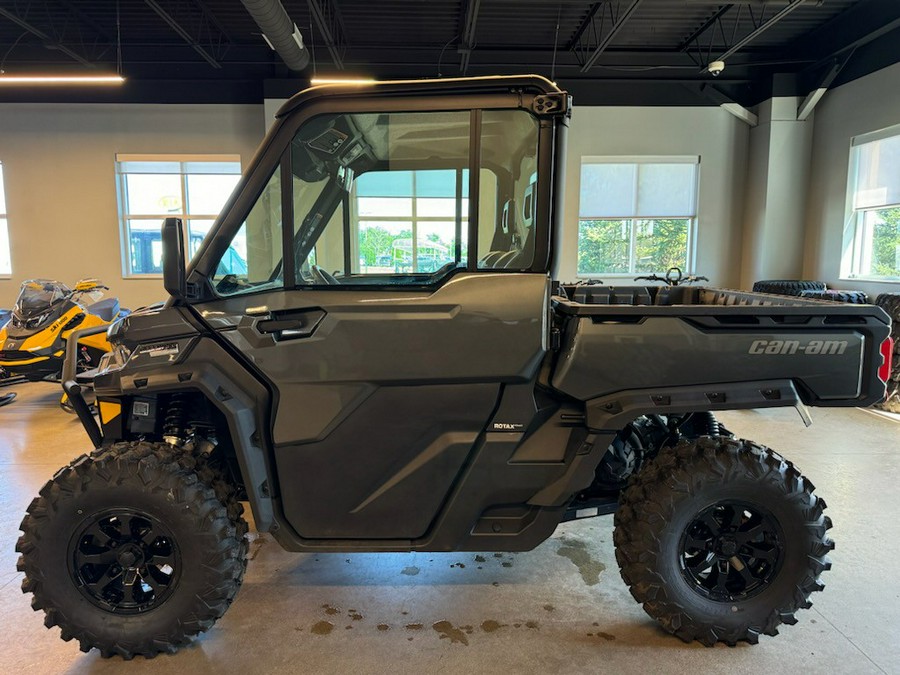 2022 Can-Am Defender Limited CAB HD10