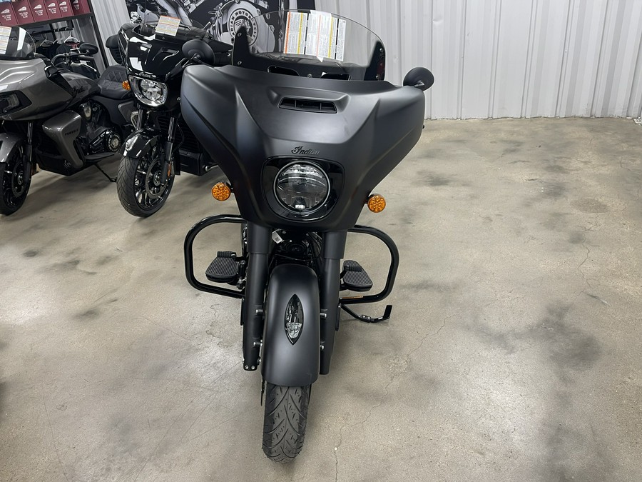 2026 Indian Motorcycle Chieftain® Dark Horse® with PowerBand Audio Package