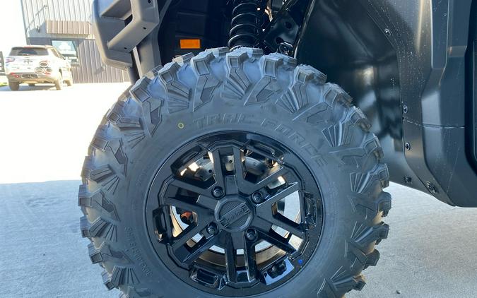 2027 Can-Am Defender XU Limited HD11
