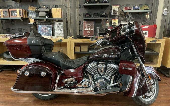 2021 Indian Roadmaster Maroon Metallic/Crimson Metallic