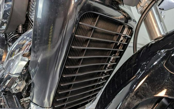 2025 Suzuki Boulevard M109R