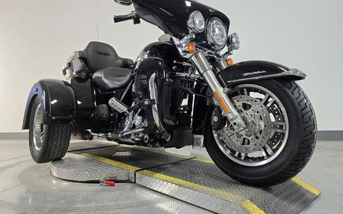 2024 Harley-Davidson® FLHTCUTG - Tri Glide® Ultra