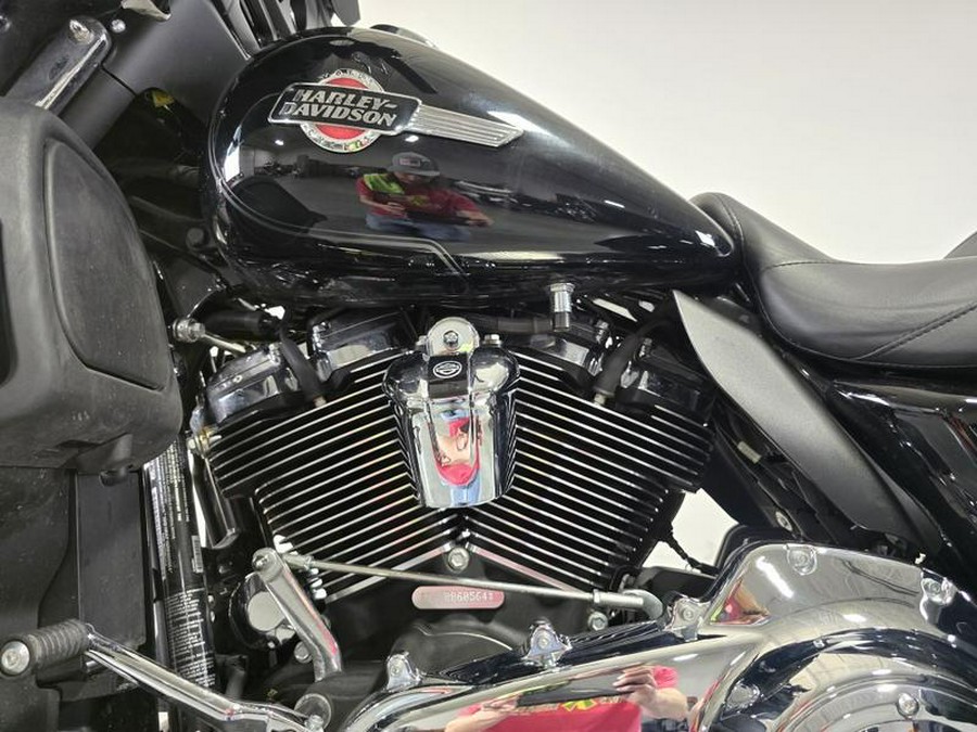 2024 Harley-Davidson® FLHTCUTG - Tri Glide® Ultra