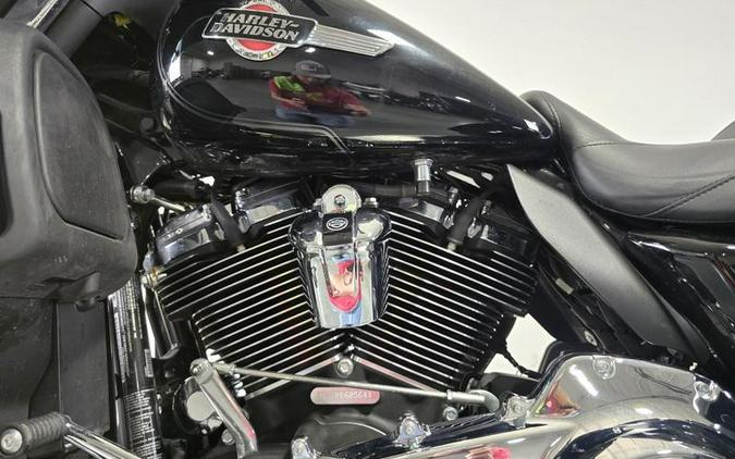 2024 Harley-Davidson® FLHTCUTG - Tri Glide® Ultra