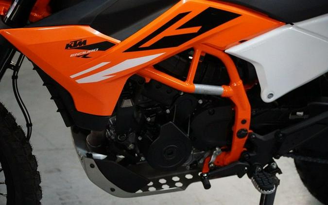 2026 KTM Enduro 390 R
