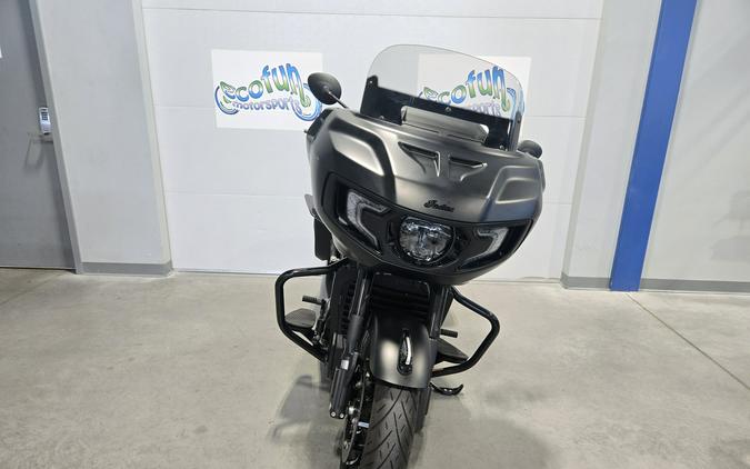 2026 Indian Challenger® Dark Horse®