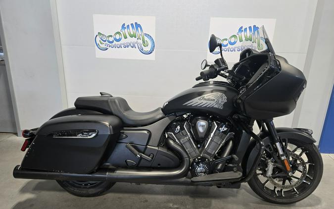 2026 Indian Challenger® Dark Horse®