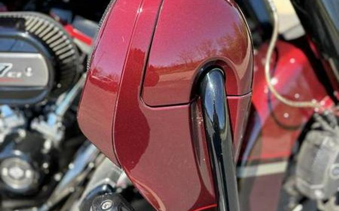 2019 Harley-Davidson® FLHXSE - CVO™ Street Glide®