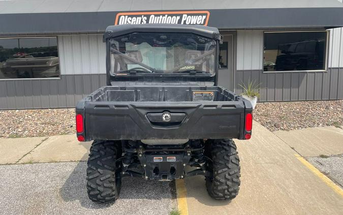 2019 Can-Am Defender XT™ HD10