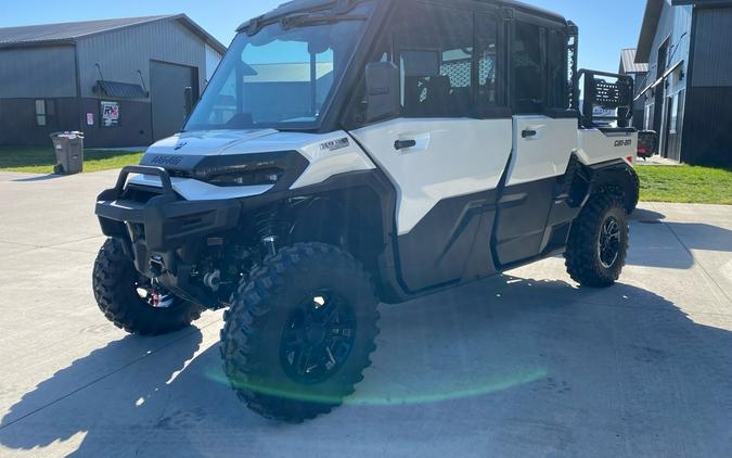 2027 Can-Am Defender XU MAX Limited HD11