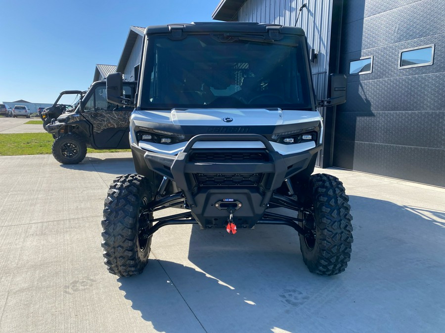 2027 Can-Am Defender XU MAX Limited HD11