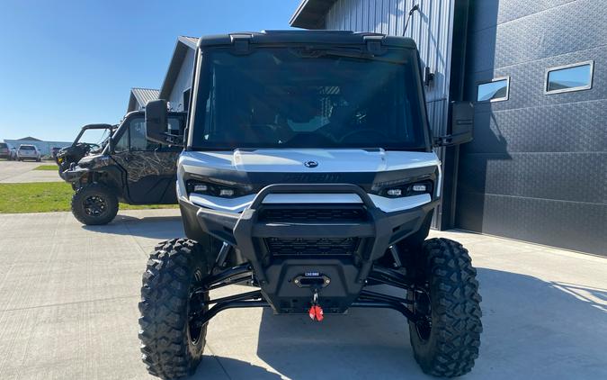 2027 Can-Am Defender XU MAX Limited HD11