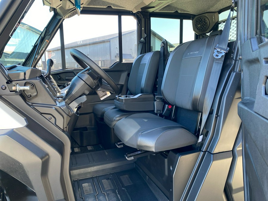 2027 Can-Am Defender XU MAX Limited HD11