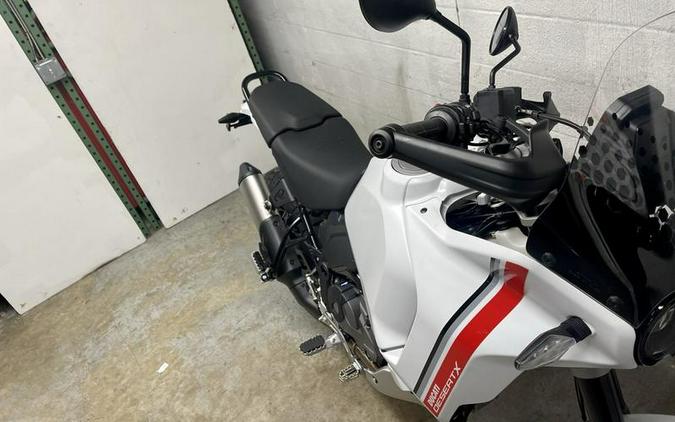 2023 Ducati DesertX Star White Silk