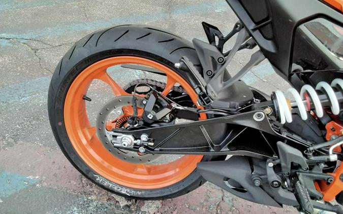 2024 KTM 390 Duke