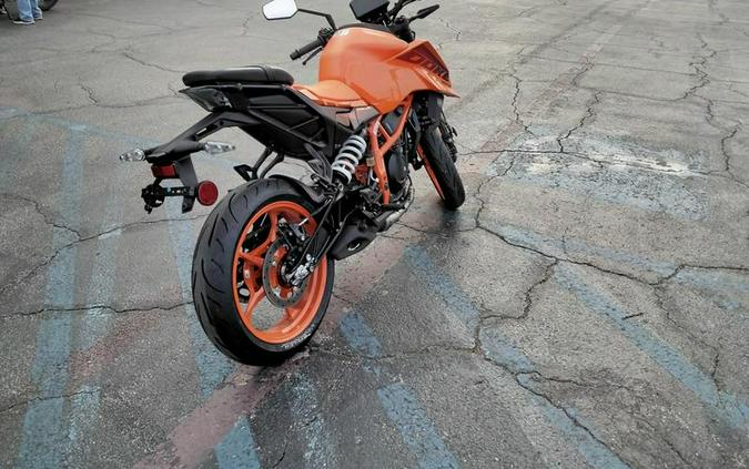 2024 KTM 390 Duke