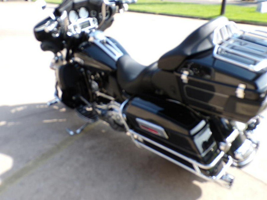 2012 Harley-Davidson® FLHTCU - Electra Glide® Ultra Classic