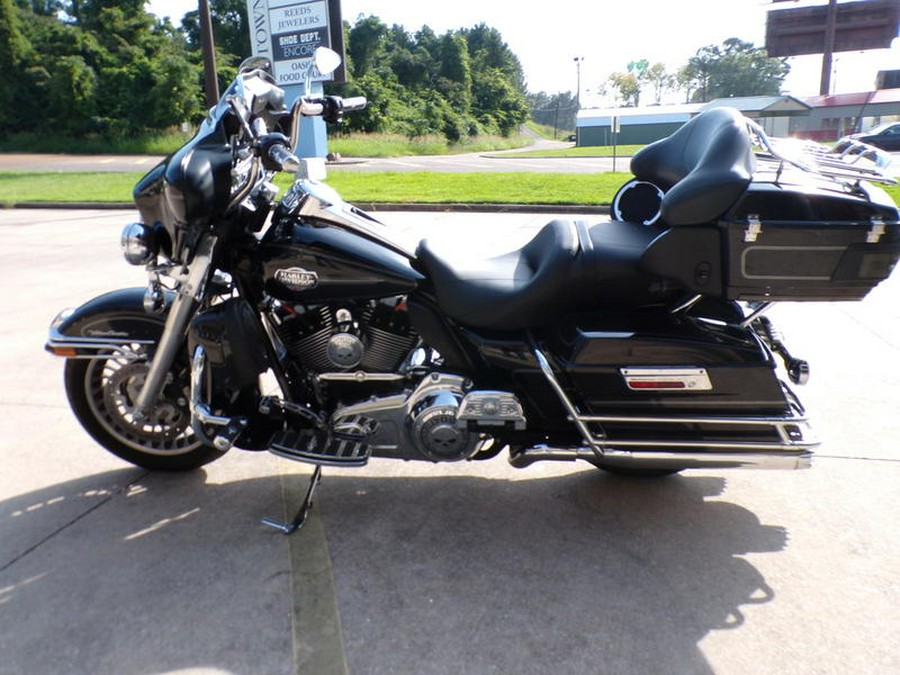 2012 Harley-Davidson® FLHTCU - Electra Glide® Ultra Classic