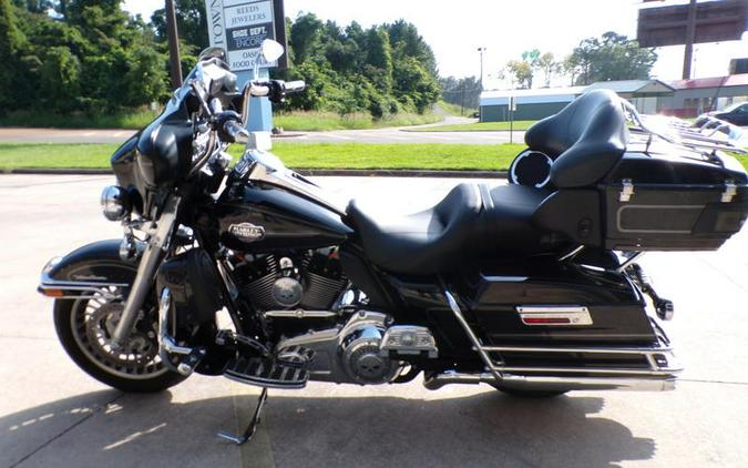 2012 Harley-Davidson® FLHTCU - Electra Glide® Ultra Classic