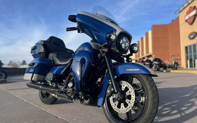 2023 Harley-Davidson® Ultra Limited FLHTK BIL BLU/BIL GRY