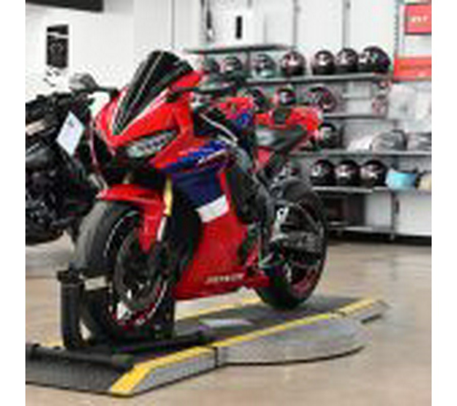 2023 Honda CBR1000RR