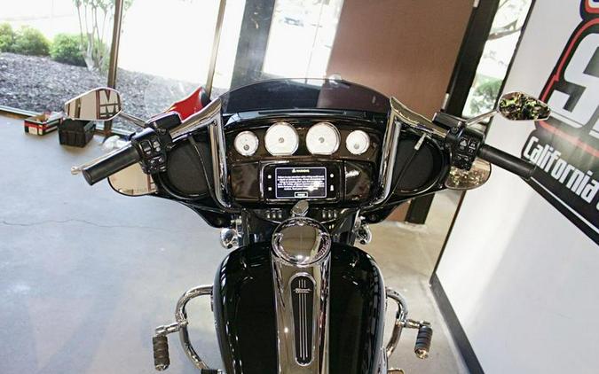 2020 Harley-Davidson® FLHX - Street Glide®