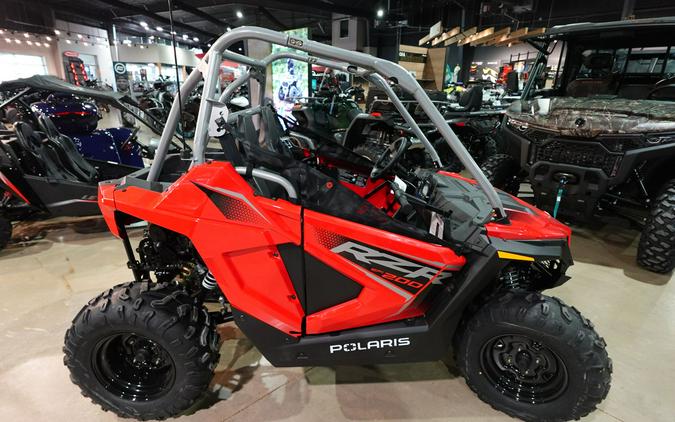 2026 Polaris RZR 200 EFI