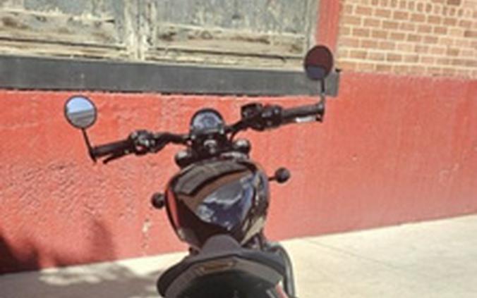 2026 Triumph Bonneville Bobber Jet Black