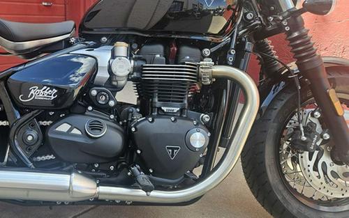 2026 Triumph Bonneville Bobber Jet Black