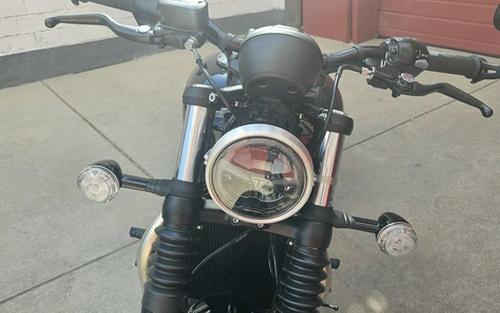 2026 Triumph Bonneville Bobber Jet Black