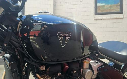 2026 Triumph Bonneville Bobber Jet Black