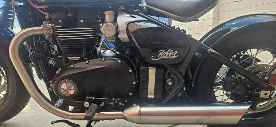 2026 Triumph Bonneville Bobber Jet Black