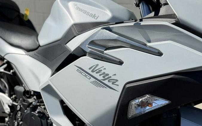 2025 Kawasaki Ninja 500 ABS