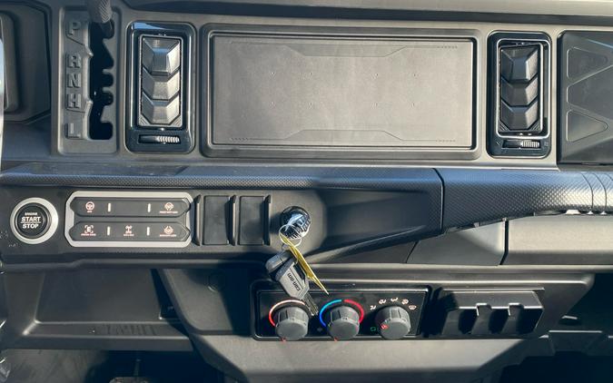 2027 Can-Am Defender XU XT CAB HD10
