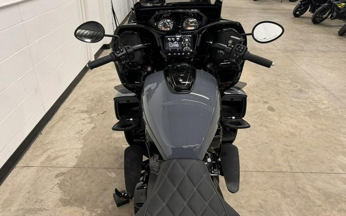 2024 Indian Motorcycle® Pursuit® Dark Horse® Stealth Gray