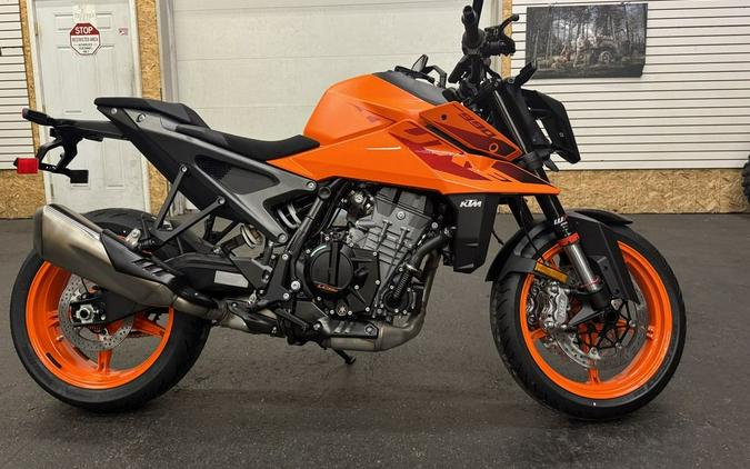 2024 KTM 990 Duke