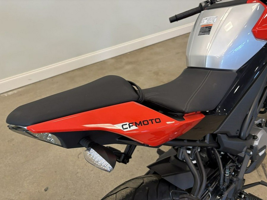 2025 CFMOTO 300NK