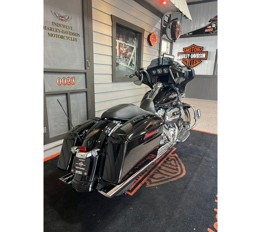 2019 Harley-Davidson® FLHX - Street Glide®