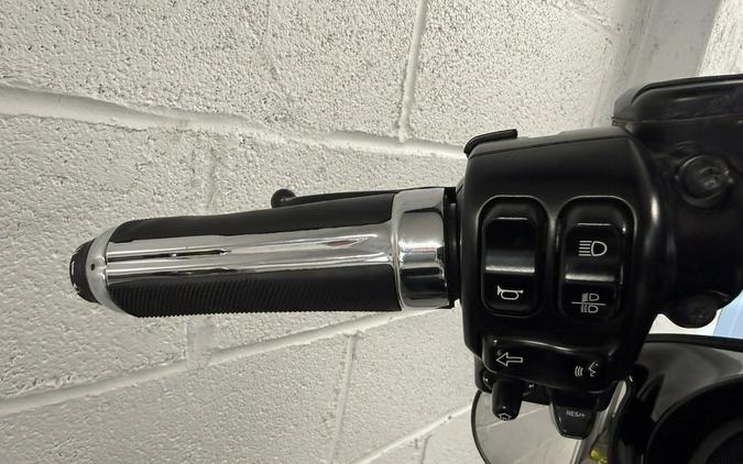 2016 Harley-Davidson FLHXSE CVO Street Glide