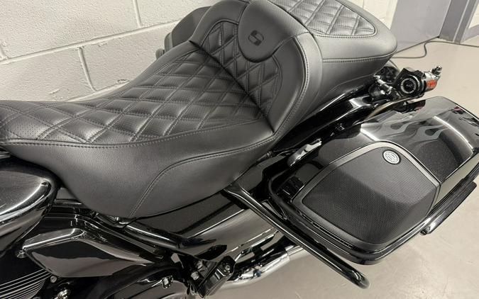 2016 Harley-Davidson FLHXSE CVO Street Glide