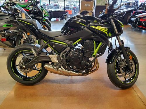 2020 Kawasaki Z650 Review (11 Fast Facts – Urban + Sport Motorcycle)