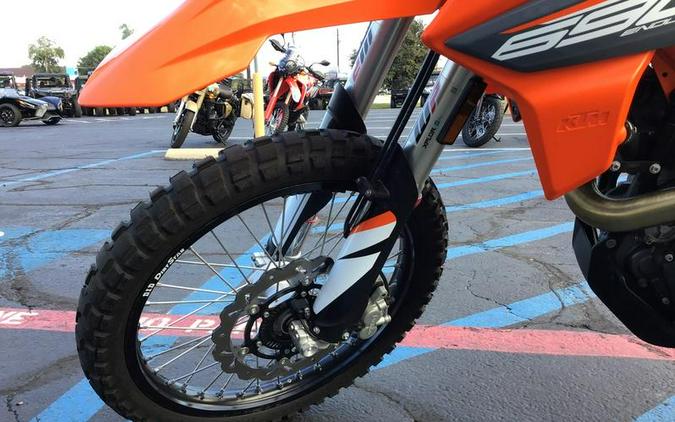 2024 KTM 690 SMC R