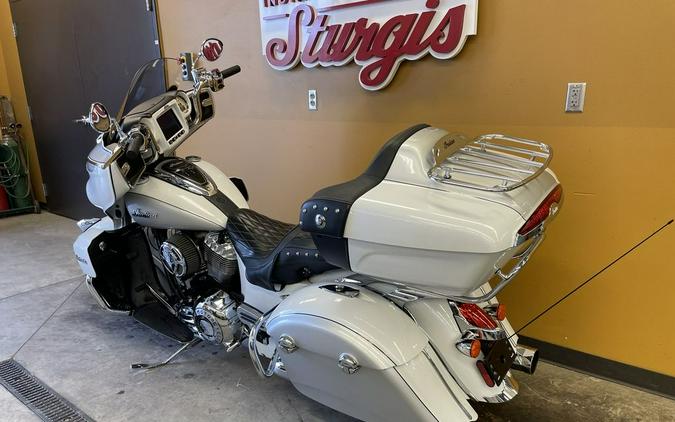 2019 Indian Motorcycle® Roadmaster® Pearl White / Star Silver