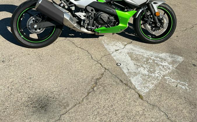 2024 Kawasaki Ninja 7 Hybrid ABS