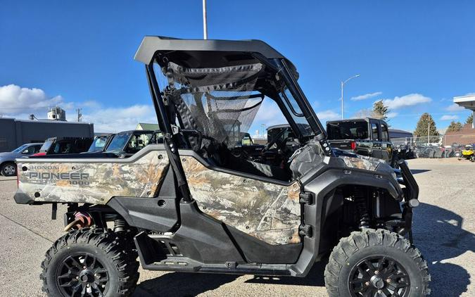2025 Honda® Pioneer 1000 Forest