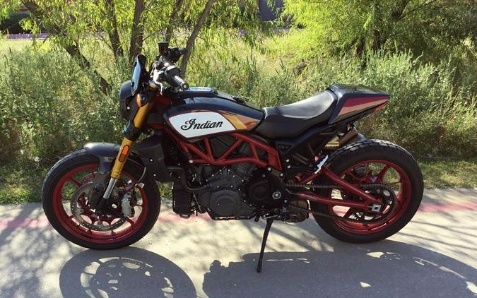 2022 Indian Motorcycle® FTR Championship Edition Carbon Fiber with Racing Graphics