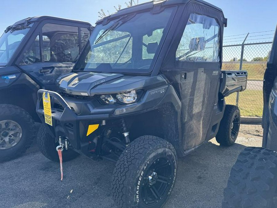 2023 Can-Am® Defender XT HD10