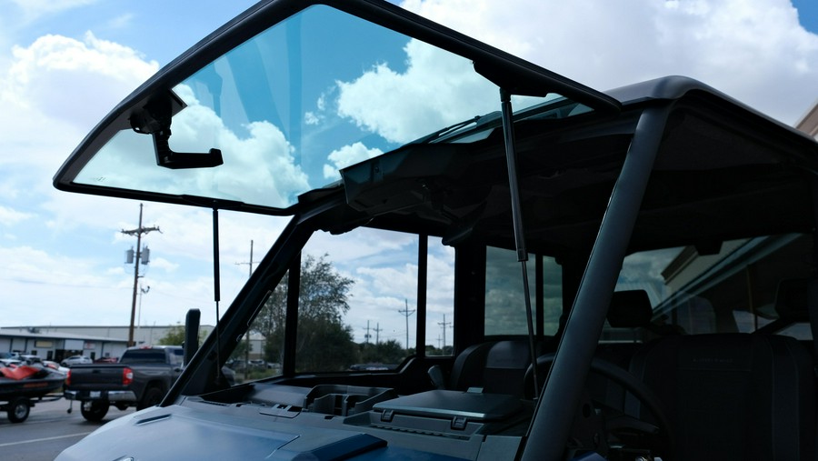 2026 CAN-AM DEFENDER MAX LIMITED CAB HD11