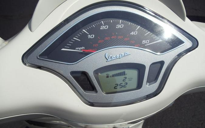 2023 Vespa Sprint 50